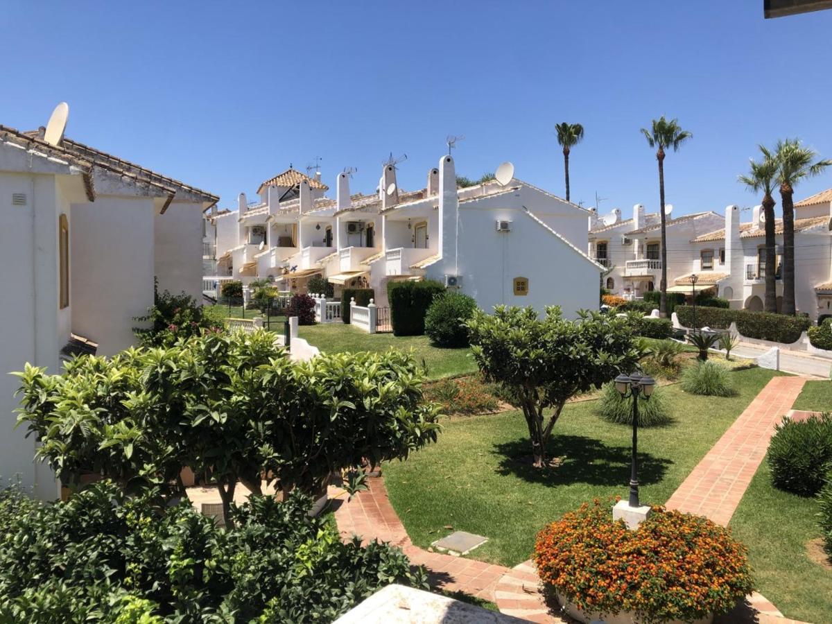 הוילה מיחאס Pueblo La Campana מראה חיצוני תמונה